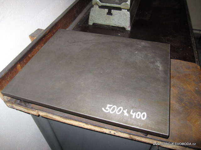 Cast iron plate #1636